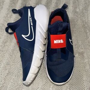 Nike Flex Runner 2 'Midnight Navy Red Slip Ons